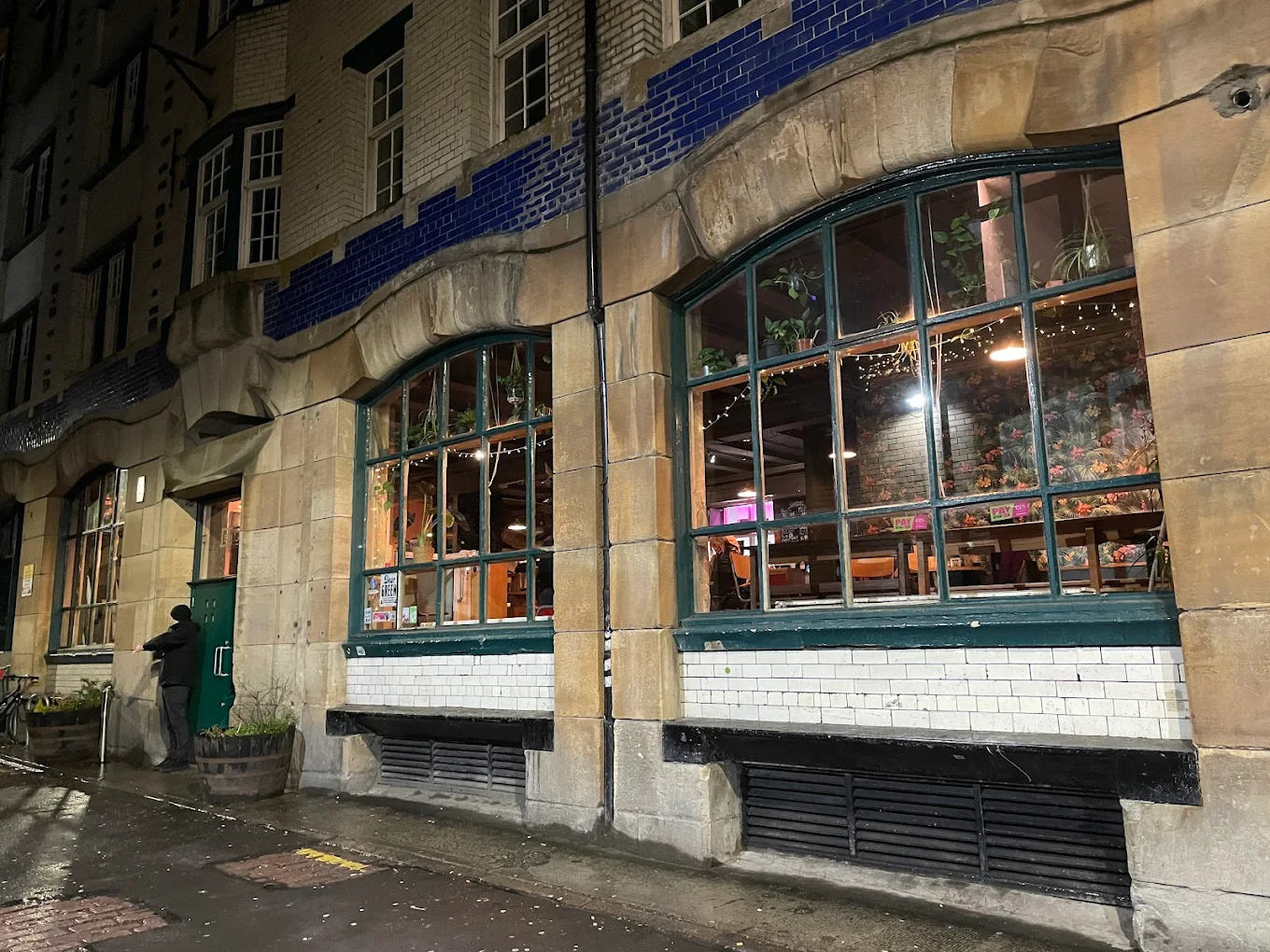Stereo Vegan Bar & Cafe